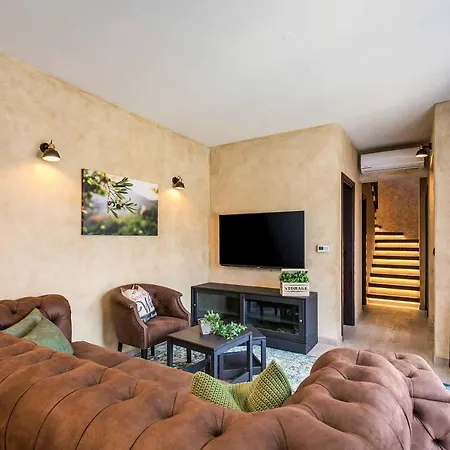 Maslina Villa *